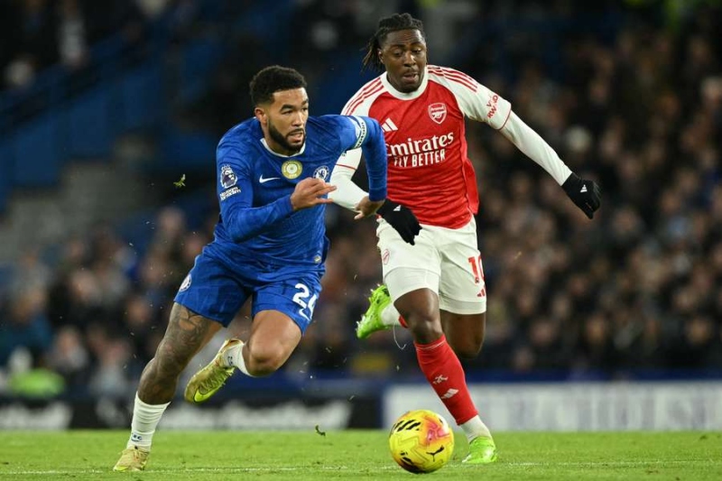 Arsenal trở lại ngôi đầu bảng NHA, Bukayo Saka thể hiện quyết tâm vô địch